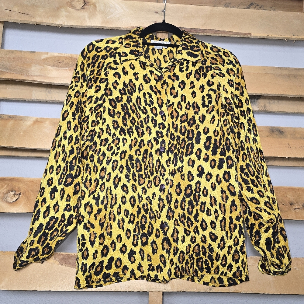Leopard Print 100% Silk Button-Up Shirt Size:4